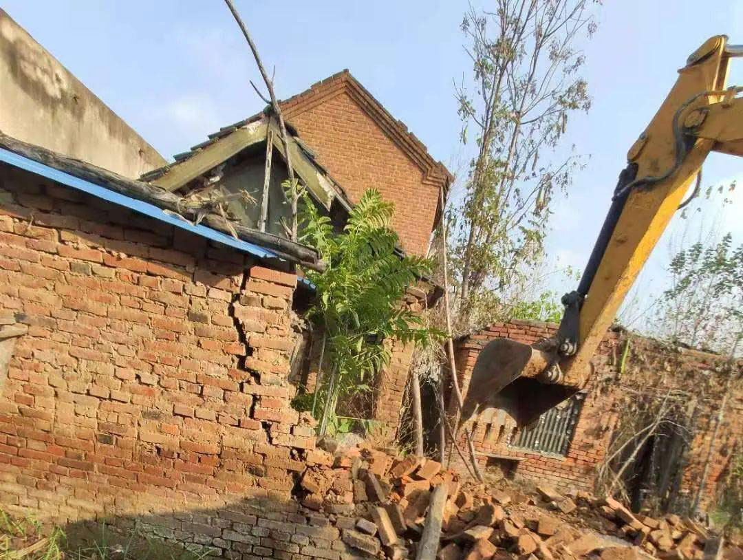 %title插图%num %title插图%num