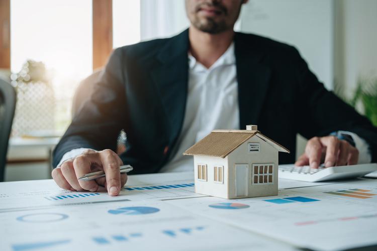 约定税费由开发商承担，开发商不付怎么办？